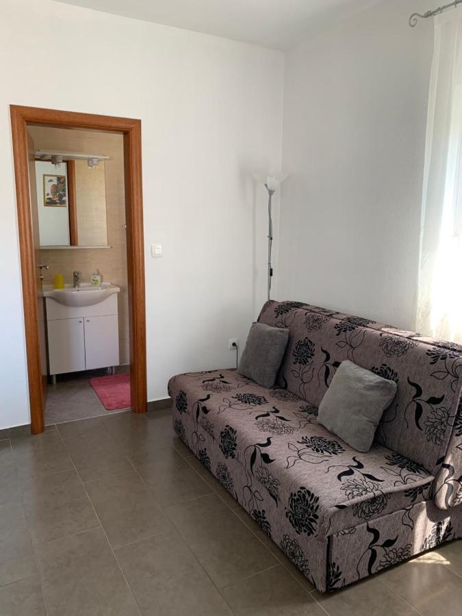 Green Hill Family Apartments Vodice Bagian luar foto